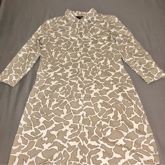 MG Silk Collection 100% Silk Button Down Dress Size Medium - Picture 2 of 5
